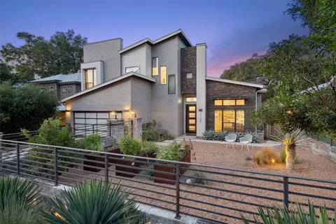 1102 W Monroe St, Austin, TX 78704