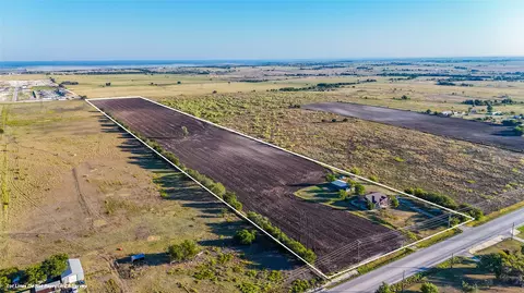 1501 Fm-487, Jarrell, TX 76537 photo 3