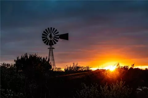 000 Leona Ranch Rd, Brackettville, TX 78832
