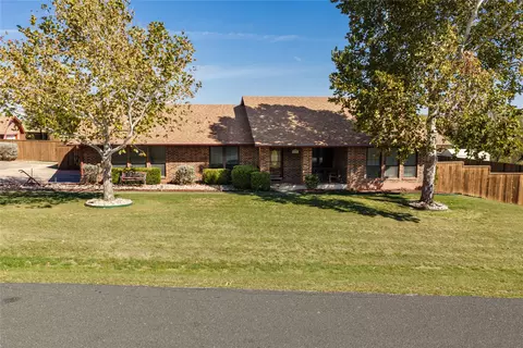 107 Clarks Grove Ln, Hutto, TX 78634
