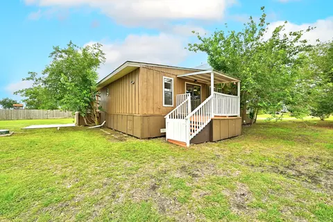 Exterior - 320 Sunset Ridge Rd, Maxwell, TX 78656 photo 9 of 9
