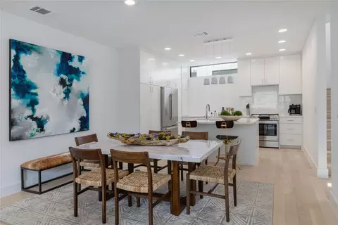 Dining - 3406 E 17th St #5, Austin, TX 78721 photo 2 of 2