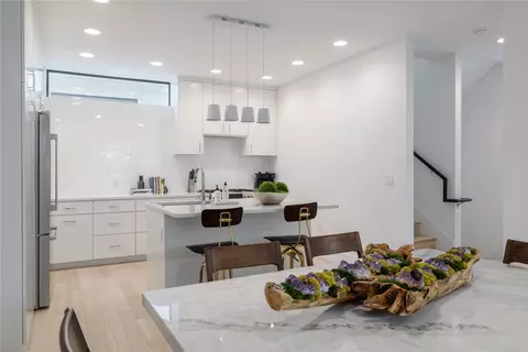 3406 E 17th St #5, Austin, TX 78721