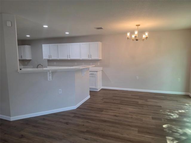 6801 Derby Downs Dr, Austin, TX 78747 | MLS# 7001146 | 12 Photos - Movoto