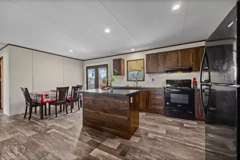 109 Zacate St, Elgin, TX 78621 photo 11