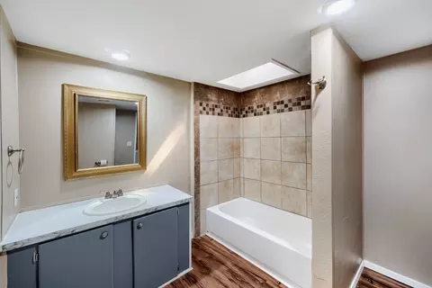 208 Circle Dr, Buda, TX 78610 photo 23