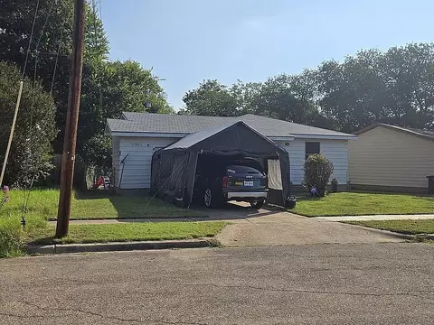 105 E Voelter Ave, Killeen, TX 76541