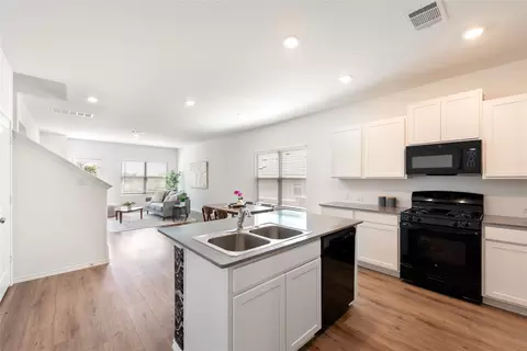 Kitchen - 150 Tofalla, Kyle, TX 78640 photo 3 of 3