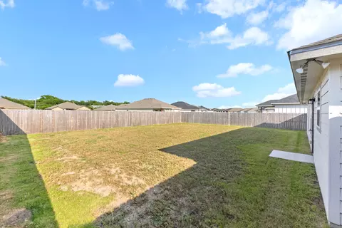 Exterior - 1007 Antelope Trl, Temple, TX 76504 photo 4 of 6
