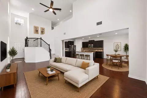9936 Aly May Dr, Austin, TX 78748