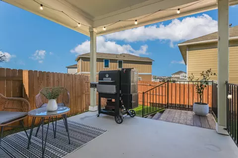 Exterior - 11504 Comano Dr, Austin, TX 78747 photo 2 of 4