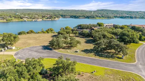 3200 Kahala Sunset Dr, Spicewood, TX 78669