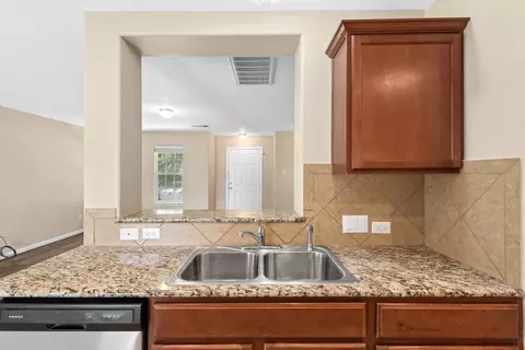 Kitchen - 458 Nottingham Loop, Kyle, TX 78640 photo 7 of 7