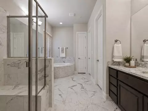 Bath - 3417 Flat Iron Ct, Leander, TX 78641 photo 2 of 3