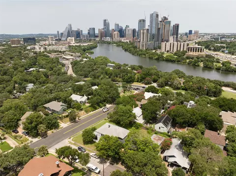 1109 Travis Height Blvd, Austin, TX 78704