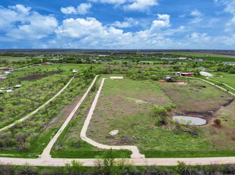 1214 Railroad St, Maxwell, TX 78656 photo 2