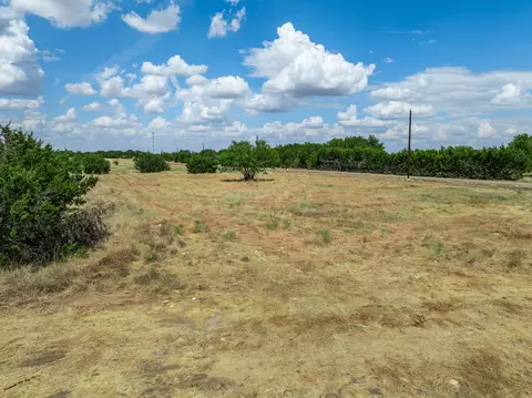 4 County Road 340, Mcgregor, TX 76657 photo 8