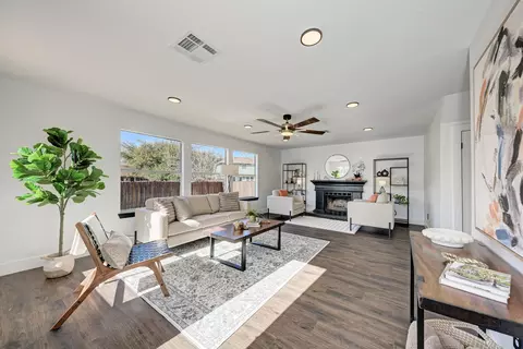 801 Black Isle Dr, Pflugerville, TX 78660