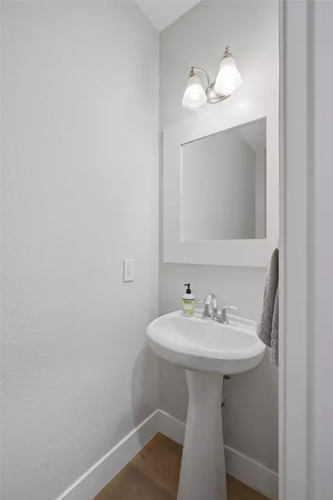 Bath - 1825 Wolf Dancer, Leander, TX 78641 photo 1 of 6