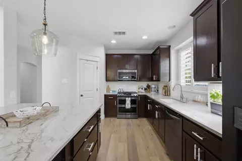 Kitchen - 1825 Wolf Dancer, Leander, TX 78641 photo 2 of 3
