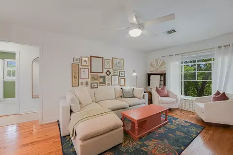 3309 Grooms St #208, Austin, TX 78705