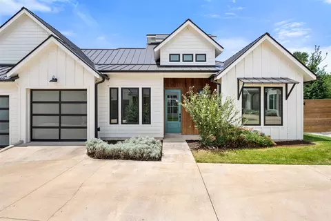 4020 Valley View Rd #B, Austin, TX 78704