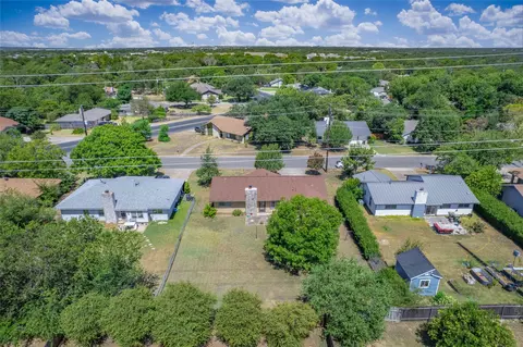 View/Area - 404 E Central Dr, Georgetown, TX 78628 photo 2 of 3