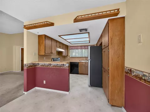 Kitchen - 404 E Central Dr, Georgetown, TX 78628 photo 1 of 4