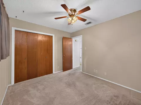 Bedroom - 404 E Central Dr, Georgetown, TX 78628 photo 6 of 6