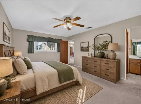 Bedroom - 404 E Central Dr, Georgetown, TX 78628 photo 1 of 6