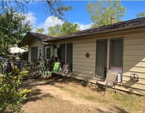 6112 Larch Ter, Austin, TX 78741