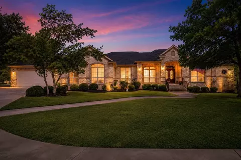 205 W Majestic Oak Ln, Georgetown, TX 78633