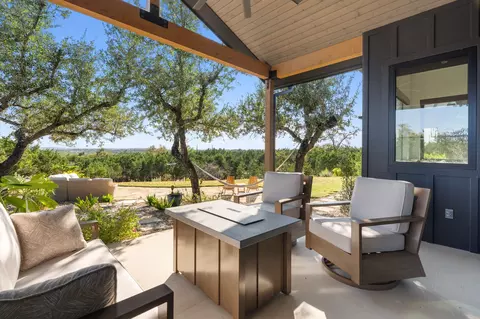 503 Happy Trl, Dripping Springs, TX 78620