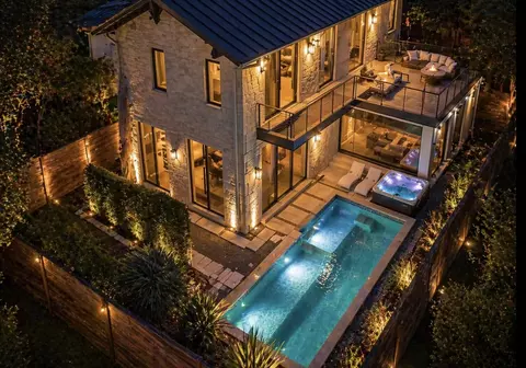2309 S 4th St, Austin, TX 78704