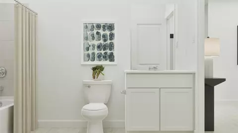 Bath - 13633 Backbone Ln, Elgin, TX 78621 photo 1 of 3