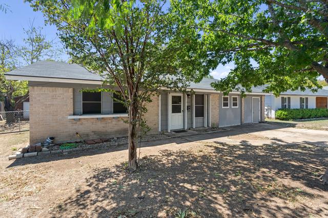 5111 Meadow Creek Dr, Austin, TX 78745