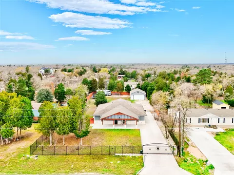 View/Area - 421 Las Lomas Dr, Elgin, TX 78621 photo 2 of 4