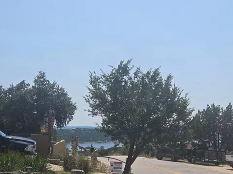 3301 Constitution Dr, Lago Vista, TX 78645