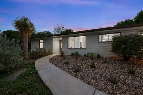 11502 Oakwood Dr, Austin, TX 78753