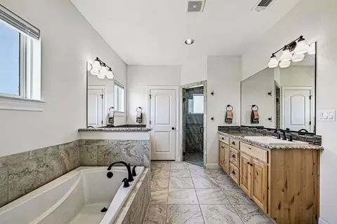 Bath - 312 First Down Dash, Burnet, TX 78611 photo 1 of 6