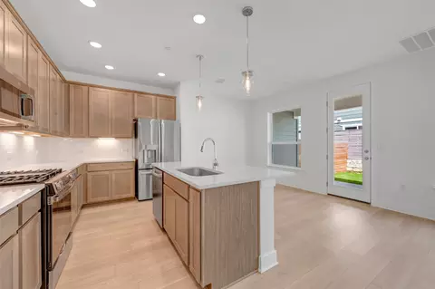 Kitchen - 1012 Brickell Loop # B, Austin, TX 78744 photo 2 of 2