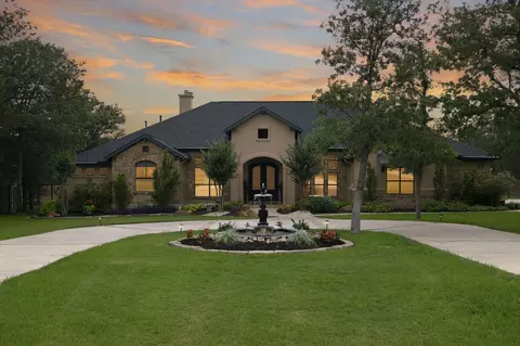 110 Valley View Dr, Bastrop, TX 78602