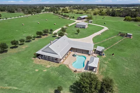 3759 Cr 126, Bedias, TX 77831