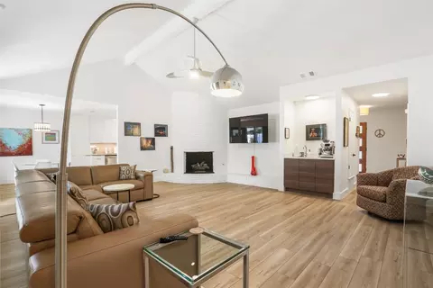 11410 Santa Cruz Dr, Austin, TX 78759