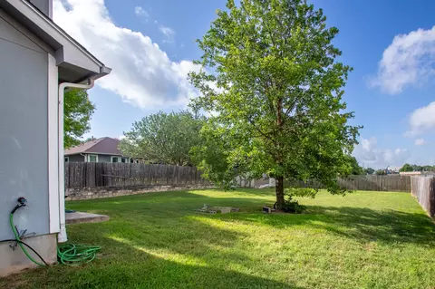 Exterior - 752 Faircrest Dr, Buda, TX 78610 photo 6 of 9