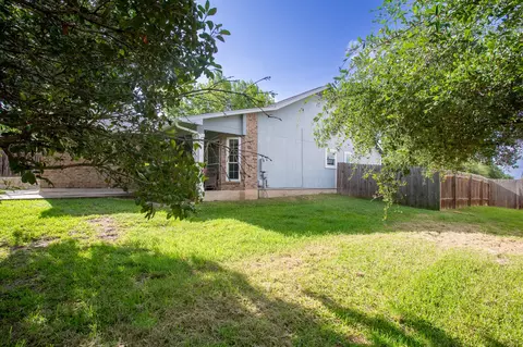Exterior - 752 Faircrest Dr, Buda, TX 78610 photo 2 of 9