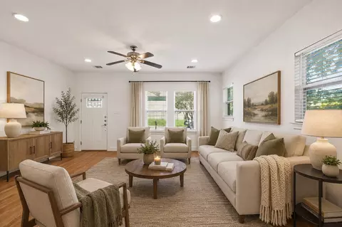 Living - 3203 E 18th St, Austin, TX 78721 photo 1 of 6