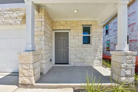 Exterior - 163 Tolo Dr, Elgin, TX 78621 photo 3 of 5