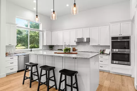 101 Gabriel Woods Dr, Georgetown, TX 78633