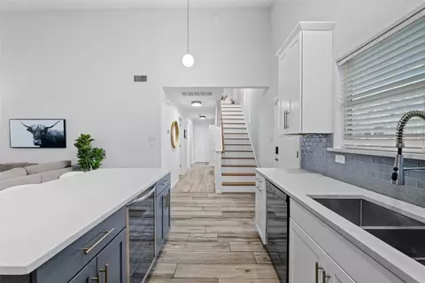 1304 Alamo St, Austin, TX 78702